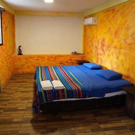 Galapagos Morning Glory Hostel Puerto Ayora  Εξωτερικό φωτογραφία