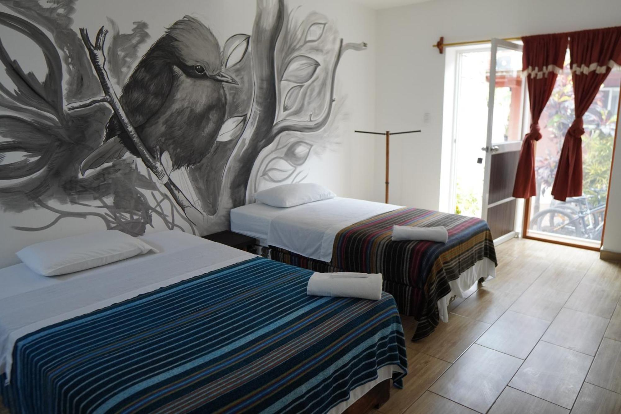 Galapagos Morning Glory Hostel Puerto Ayora  Εξωτερικό φωτογραφία