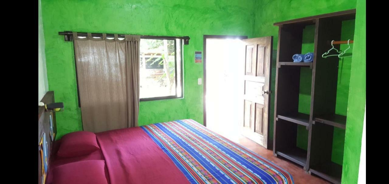 Galapagos Morning Glory Hostel Puerto Ayora  Εξωτερικό φωτογραφία
