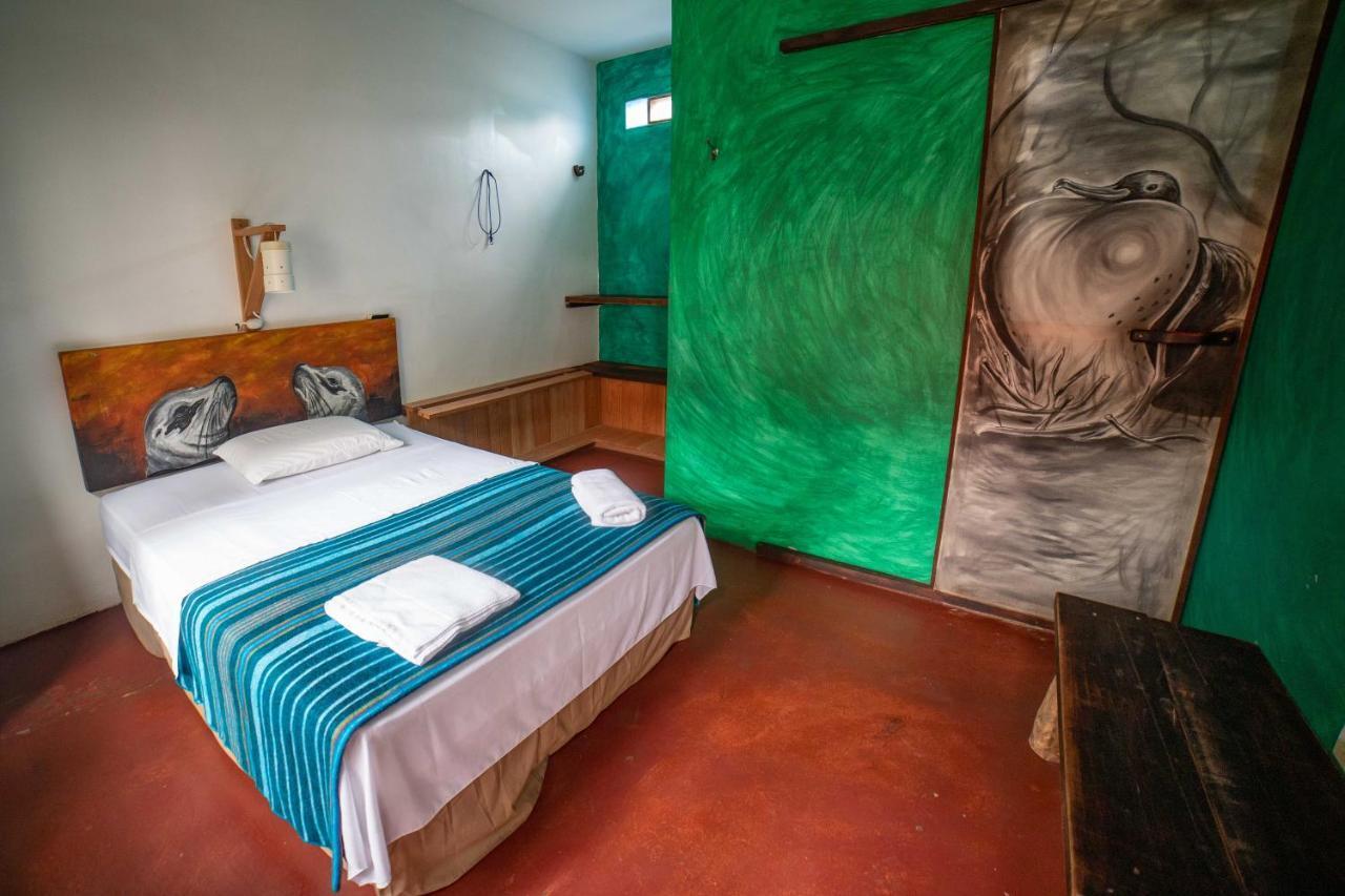 Galapagos Morning Glory Hostel Puerto Ayora  Εξωτερικό φωτογραφία